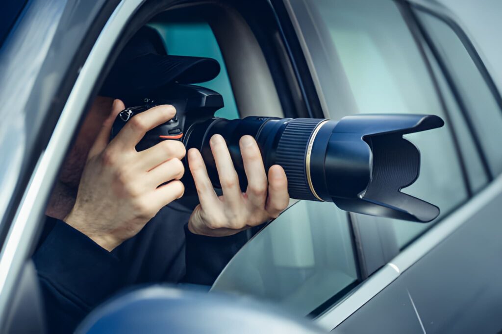 surveillance investigator